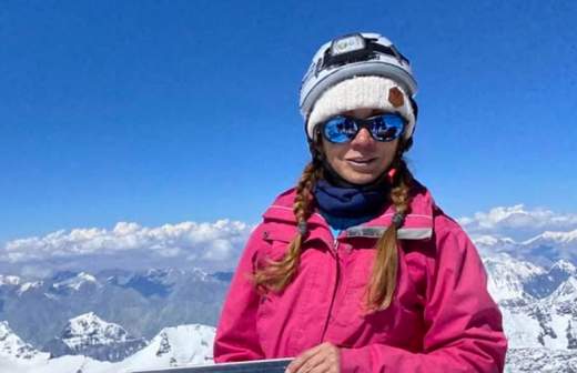 Xxx olomon orqaga 40 yoshda rus porno tomosha